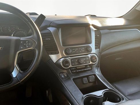 Used 2019 Chevrolet Tahoe LT image 6