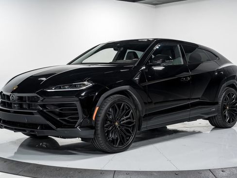 Used 2025 Lamborghini Urus SE AWD/4WD image 7
