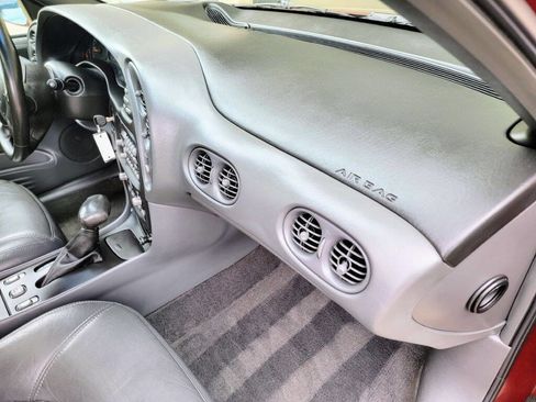 Used 2000 Pontiac Bonneville SSEi FWD image 35