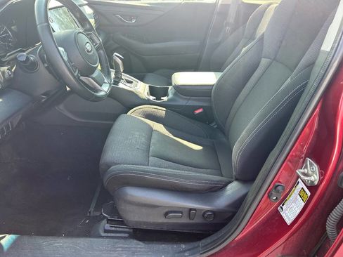 Used 2021 Subaru Outback Premium image 7