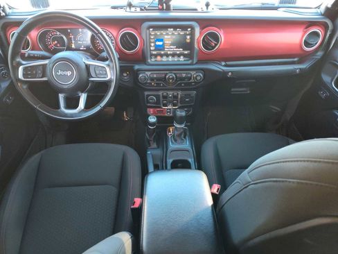 Used 2020 Jeep Gladiator Rubicon image 10