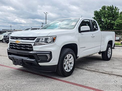 Used 2022 Chevrolet Colorado LT w/ Fleet Safety Package RWD image 4