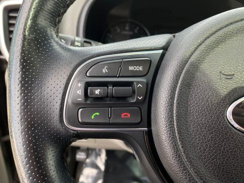 Used 2017 Kia Sportage SX image 26