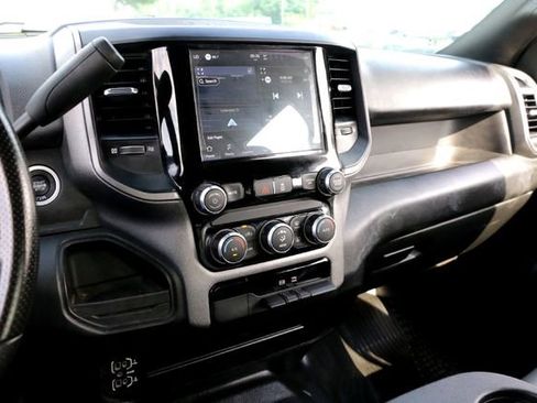 Used 2022 RAM 3500 Tradesman w/ Chrome Appearance Group AWD/4WD image 16