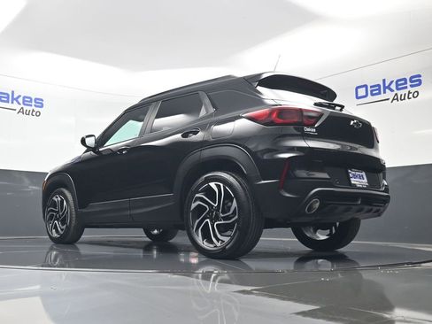 Used 2024 Chevrolet TrailBlazer RS w/ Driver Confidence Package FWD image 41