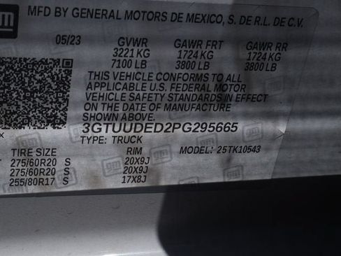 Used 2023 GMC Sierra 1500 SLT w/ SLT Premium Plus Package AWD/4WD image 38