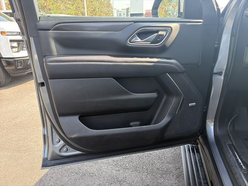Used 2022 GMC Yukon XL AT4 AWD/4WD image 14