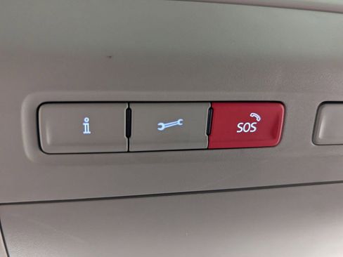 Used 2019 Volkswagen Atlas SEL image 15