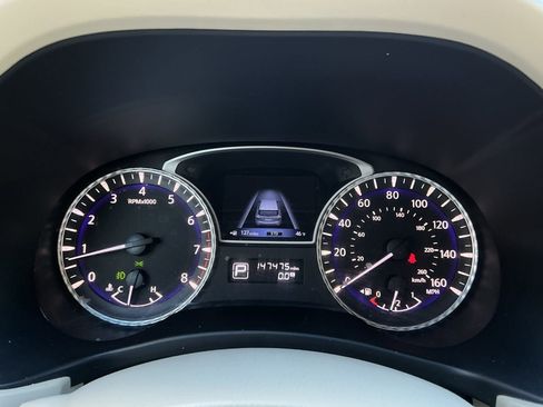 Used 2013 INFINITI JX35 AWD w/ Premium Pkg image 19