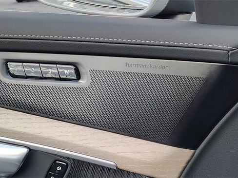 New 2026 Volvo XC90 B6 Plus image 9