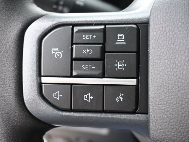 Used 2025 Ford F350 Lariat w/ Lariat Ultimate Package AWD/4WD image 24
