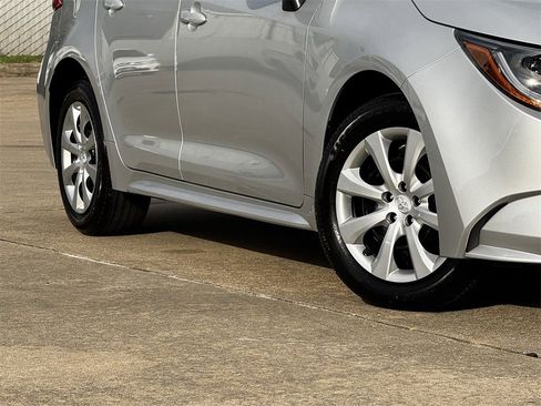 Certified 2026 Toyota Corolla LE image 12