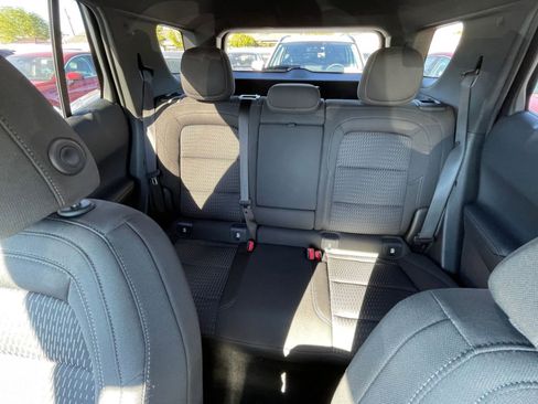 Used 2025 Chevrolet Equinox LT image 37