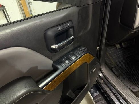 Used 2014 Chevrolet Silverado 1500 LTZ image 9