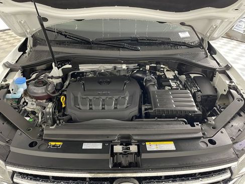 Used 2024 Volkswagen Tiguan SE FWD image 21