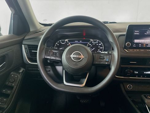Used 2023 Nissan Rogue SV FWD image 18