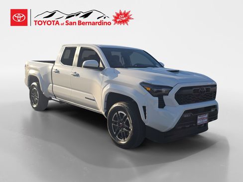 New 2026 Toyota Tacoma TRD Sport image 7