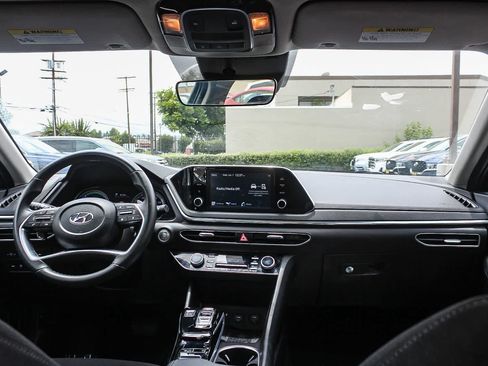 Used 2021 Hyundai Sonata SEL FWD image 16