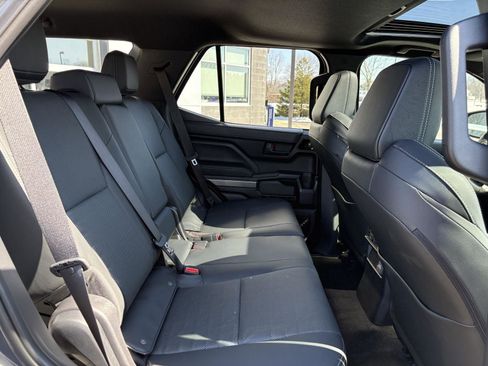 Used 2025 Toyota 4Runner TRD Off-Road Premium image 22