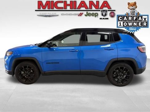 Used 2022 Jeep Compass Altitude image 1