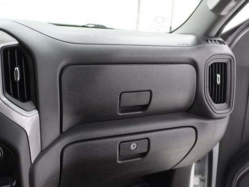 Used 2020 Chevrolet Silverado 1500 Custom Trail Boss w/ Custom Convenience Package AWD/4WD image 17