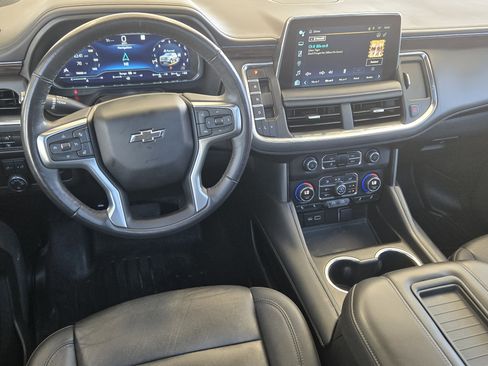 Used 2023 Chevrolet Tahoe Z71 w/ Luxury Package AWD/4WD image 21