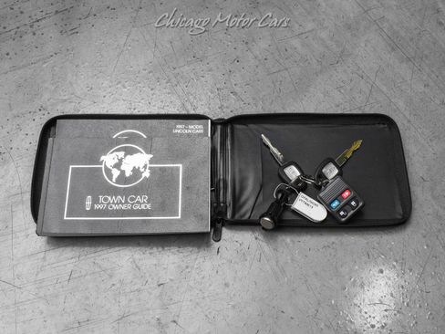 Used 1997 Lincoln Town Car Cartier image 49