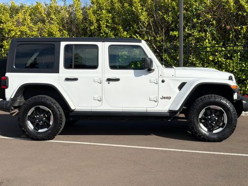 Used 2018 Jeep Wrangler Unlimited Rubicon w/ Safety Group AWD/4WD image 3
