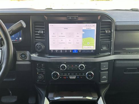 Used 2026 Ford F350 Platinum w/ Tremor Off-Road Package AWD/4WD image 5