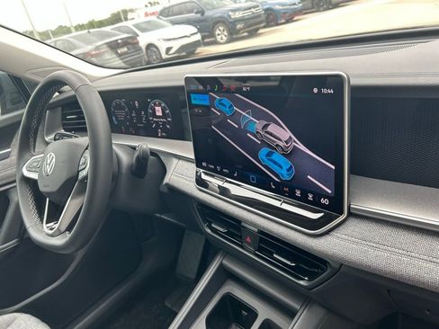 New 2026 Volkswagen Tiguan S FWD image 34