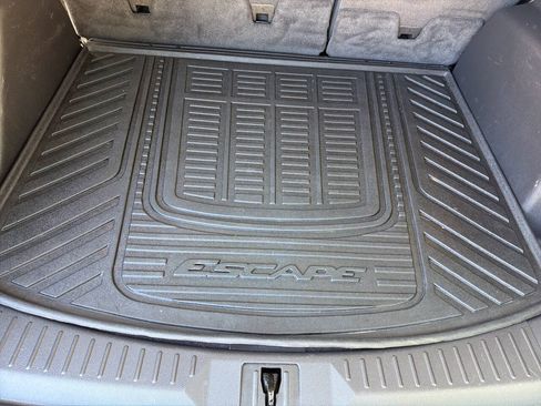 Used 2016 Ford Escape SE AWD/4WD image 26