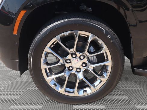 New 2026 GMC Yukon XL Elevation w/ Elevation Premium Package AWD/4WD image 18