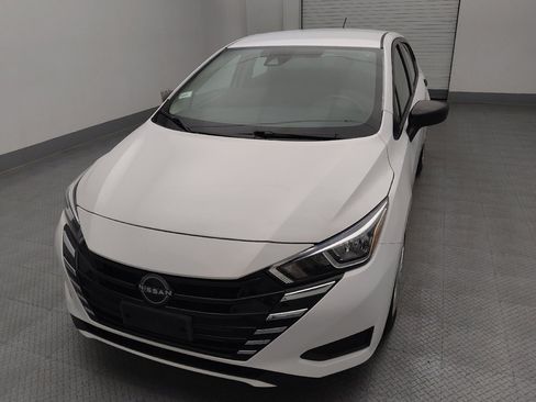 Used 2023 Nissan Versa S w/ Trunk Package FWD image 15