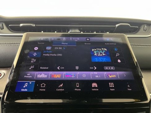 Used 2025 Jeep Grand Cherokee Limited image 32