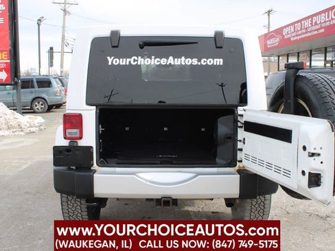 Used 2014 Jeep Wrangler Unlimited Sahara w/ Connectivity Group image 15