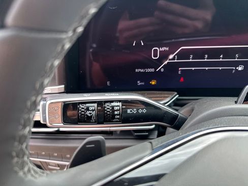 New 2026 Cadillac Escalade ESV Luxury w/ LPO, Floor Liner Package image 37