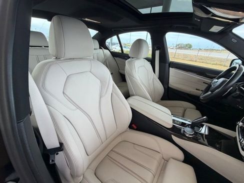 Certified 2023 BMW 540i w/ M Sport Package image 41