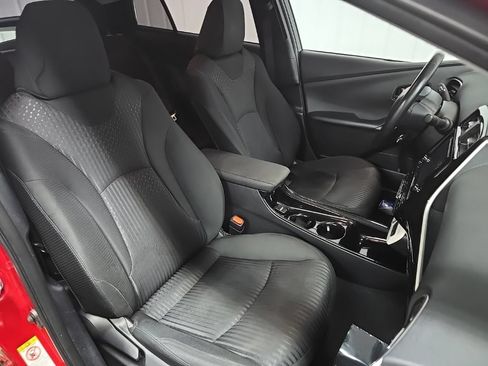 Used 2017 Toyota Prius Prime Plus FWD image 14