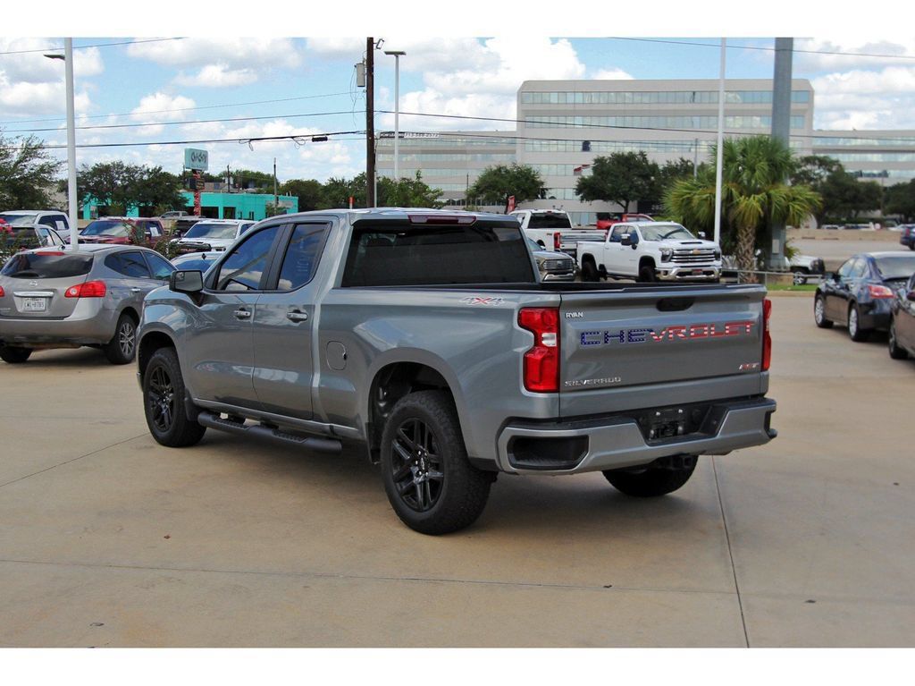 Used 2026 Chevrolet Silverado 1500 RST w/ RST Select Package AWD/4WD image 4