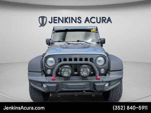 Used 2017 Jeep Wrangler Unlimited Rubicon AWD/4WD image 2