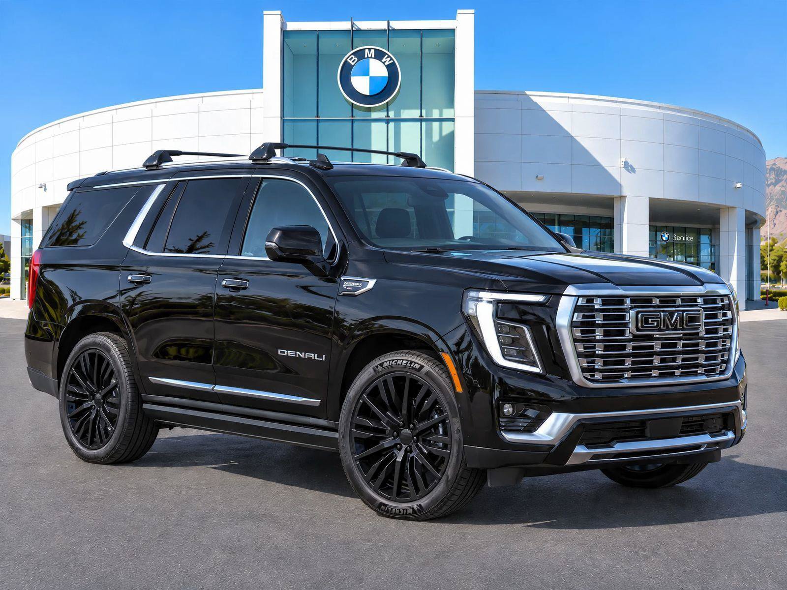 Used 2026 GMC Yukon Denali w/ Denali Reserve Package AWD/4WD image 3