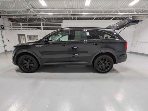 Used 2021 Kia Sorento S w/ Panoramic Sunroof Package AWD/4WD image 13
