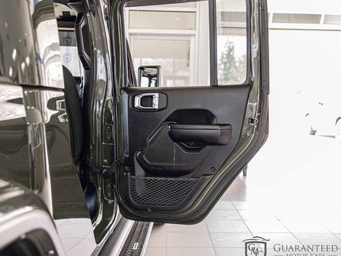 Used 2021 Jeep Gladiator Mojave image 37