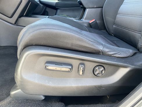 Used 2019 Honda CR-V EX image 21