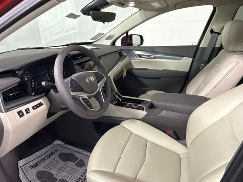 New 2025 Cadillac XT5 Premium Luxury w/ Technology Package image 5