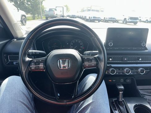 Used 2022 Honda Civic EX image 33