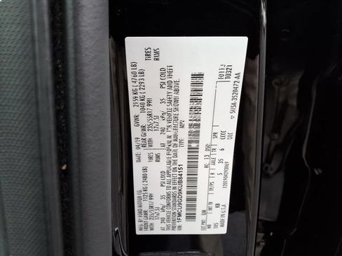Used 2019 Ford Escape SE AWD/4WD image 25