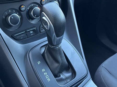 Used 2014 Ford Escape S FWD image 21