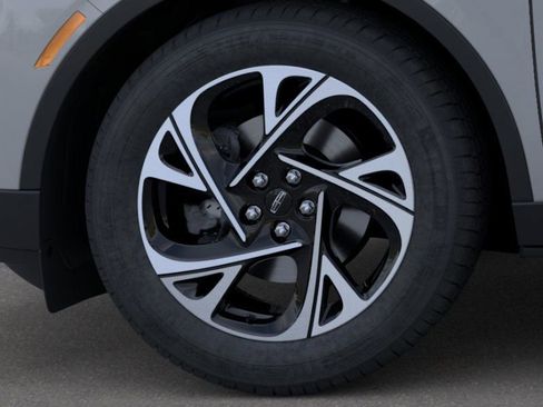 New 2026 Lincoln Nautilus Premier AWD/4WD image 19