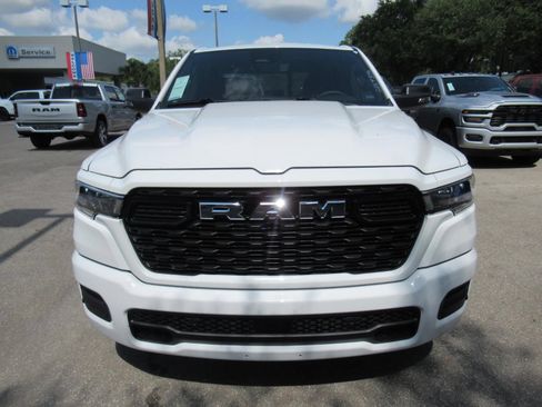 New 2026 RAM 1500 Big Horn AWD/4WD image 3